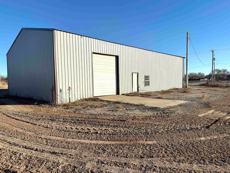 502 W Central Ave, Medicine Lodge, KS 67104