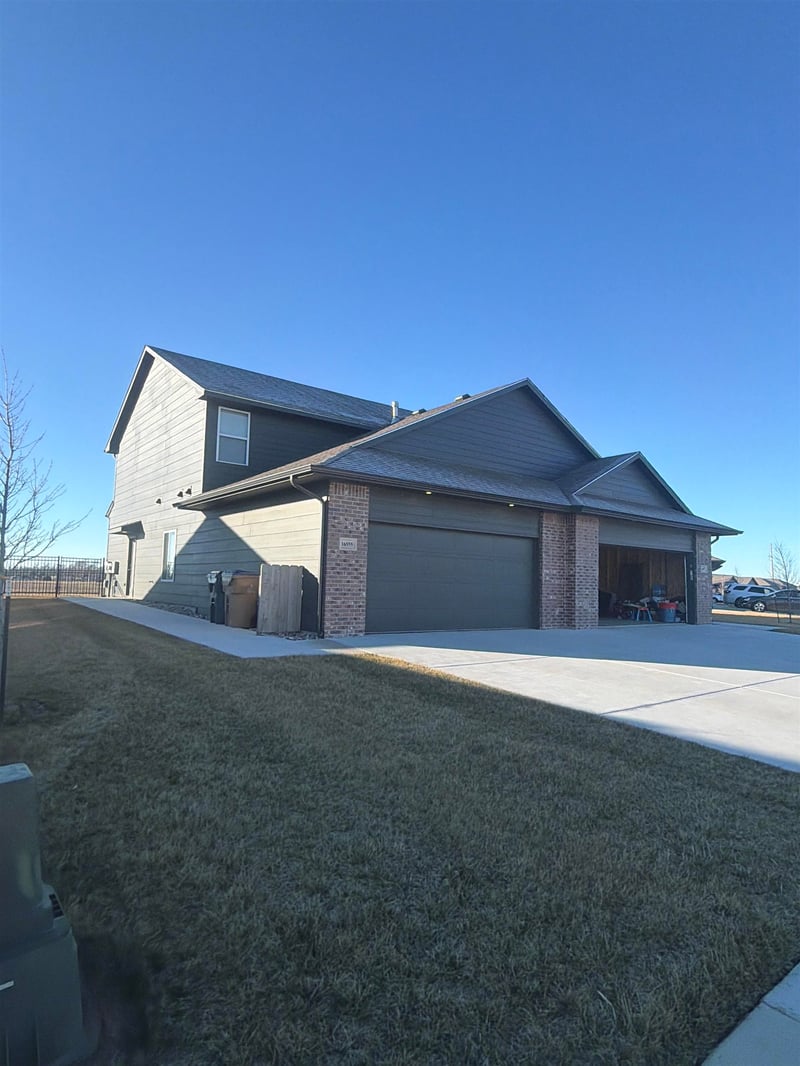 16555-16557 Lynndale St, Goddard, KS 67052