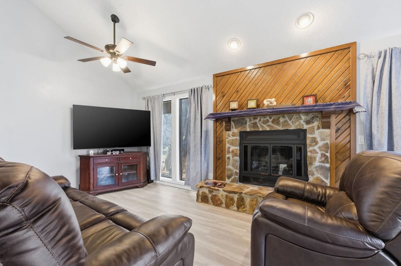 2421 S Yellowstone St Apt 2201, Wichita, KS 67215
