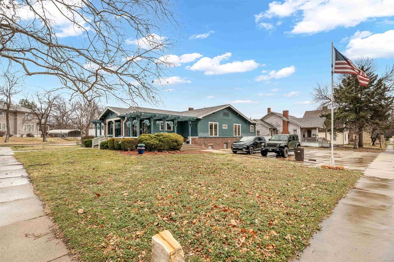 503 N Kansas Ave, Ellsworth, KS 67439