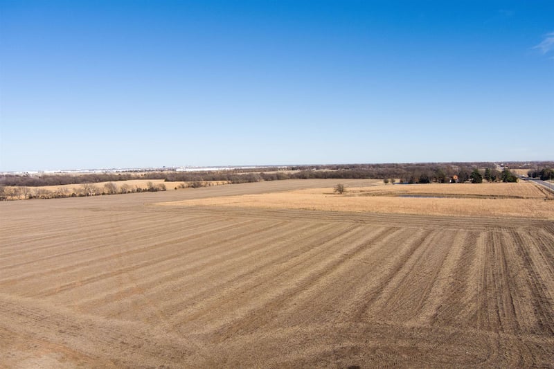 000 Macarthur , Wichita, KS 67215