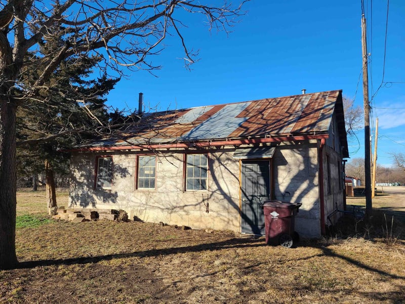 412 S 2nd St, Lindsborg, KS 67456
