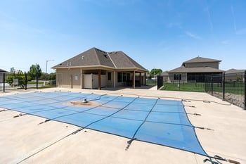 810 N Thornton Ct, Wichita, KS 67235