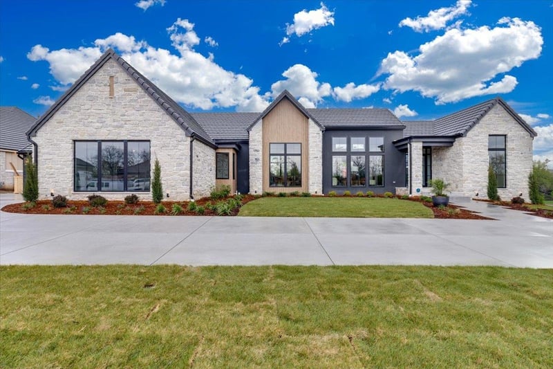 15670 E Rockhill Ct, Wichita, KS 67230