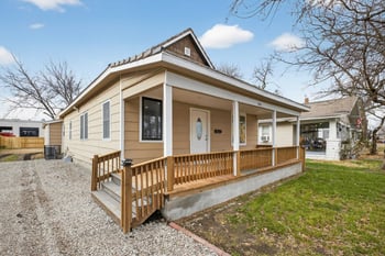 1231 S Topeka Ave, Wichita, KS 67211