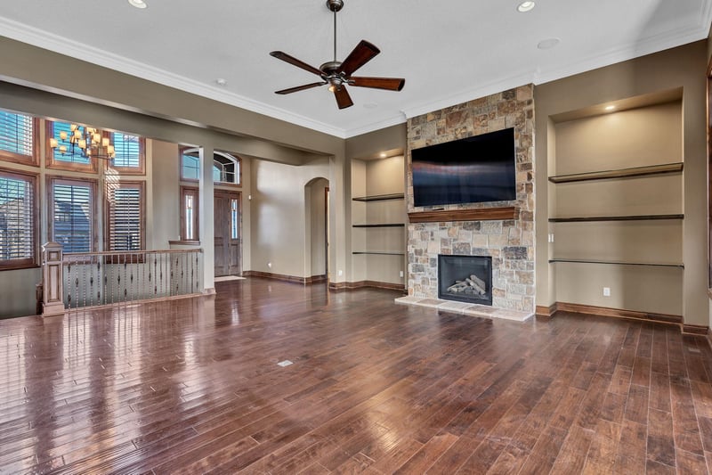 10635 E Glengate Cir, Wichita, KS 67206