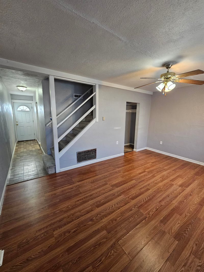 1539 Pershing Ave, Wichita, KS 67218