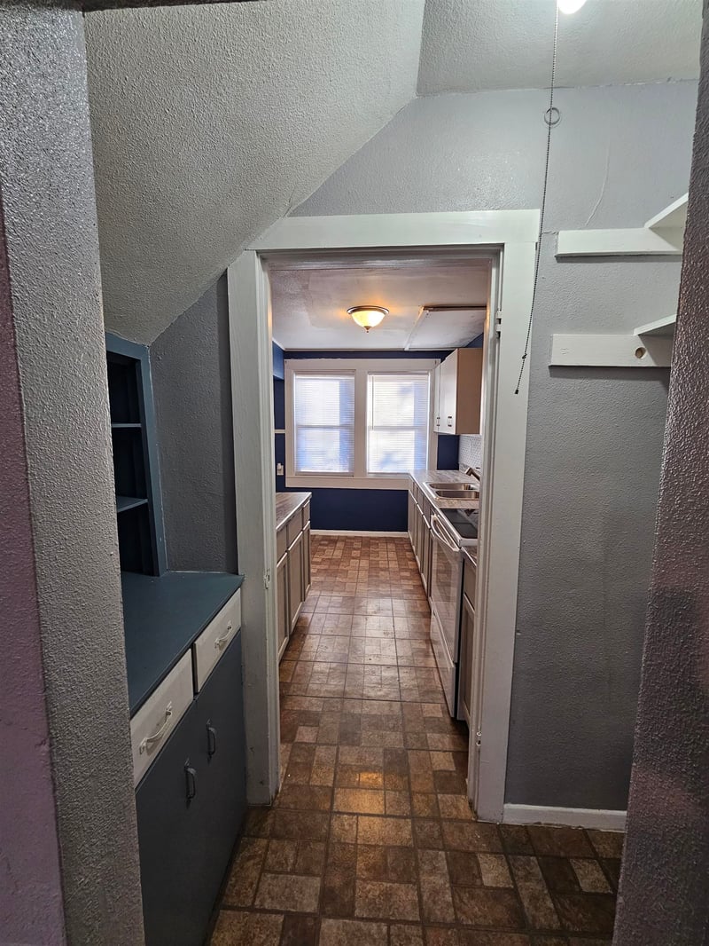 1539 Pershing Ave, Wichita, KS 67218
