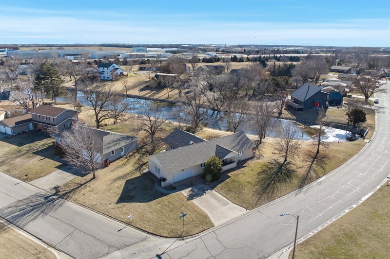 500 Rolling Hills, Newton, KS 67114