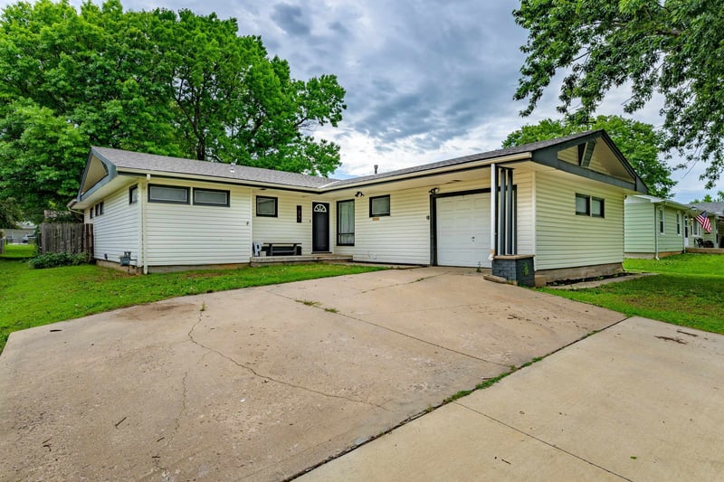 525 Marmaton Rd, El Dorado, KS 67042