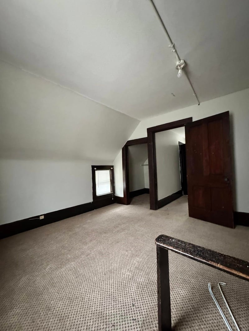 505 9th St, Concordia, KS 66901