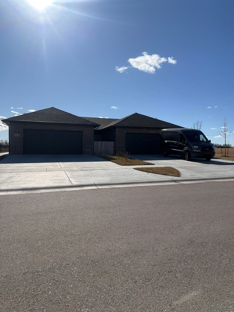 16697 Lynndale St # 16699, Goddard, KS 67052