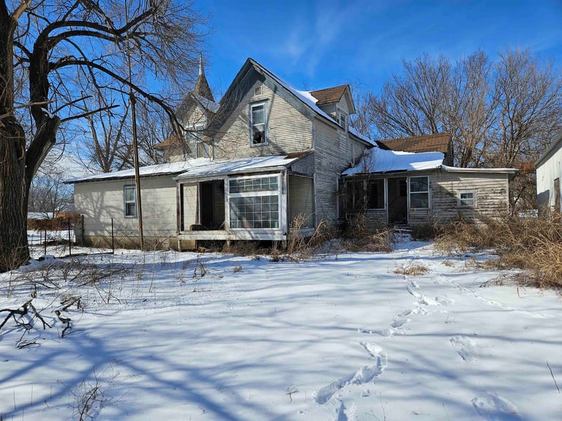 606 Maple Rd, Cedar Vale, KS 67024