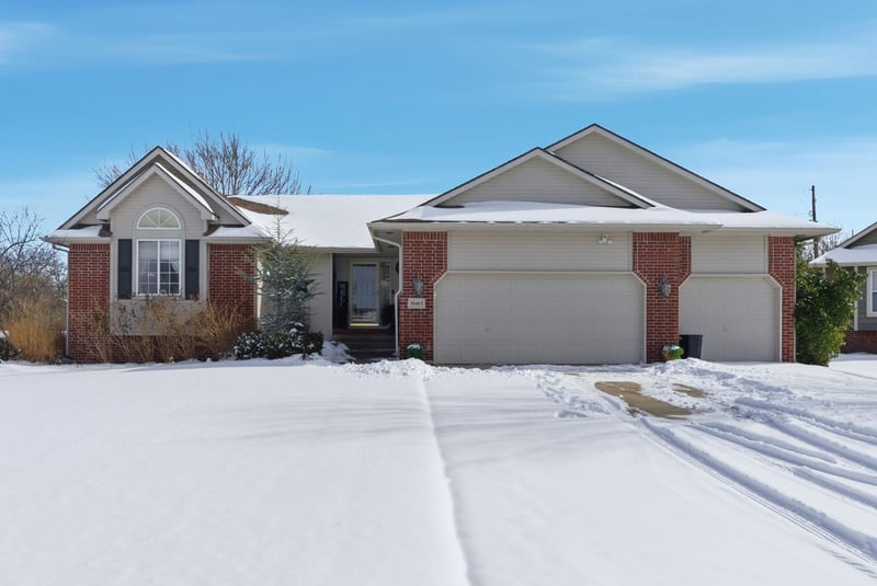 10403 W Hayden Ct, Wichita, KS 67209