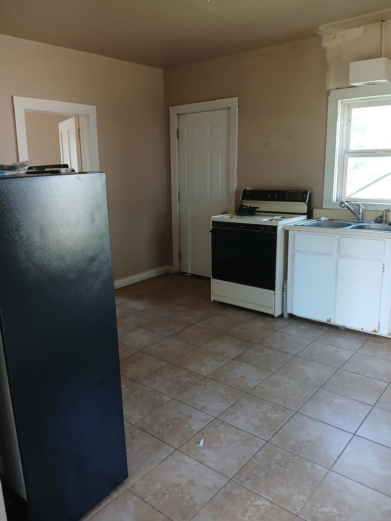 505 Adams St, Medicine Lodge, KS 67104