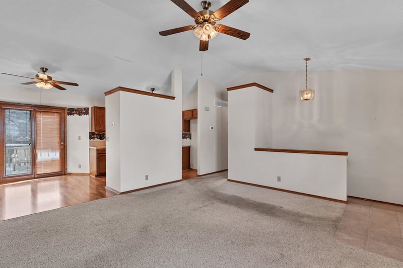 2310 S Fieldcrest St, Wichita, KS 67209