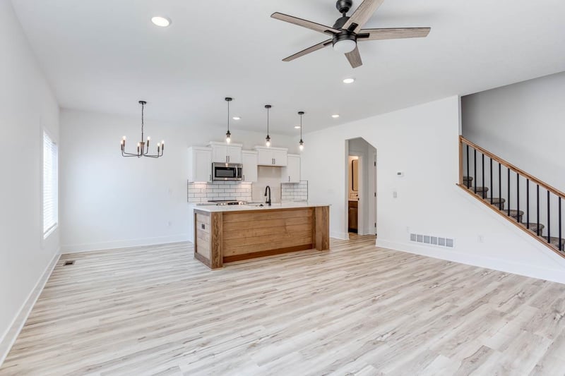 8423 Tyler Ct, Wichita, KS 67205
