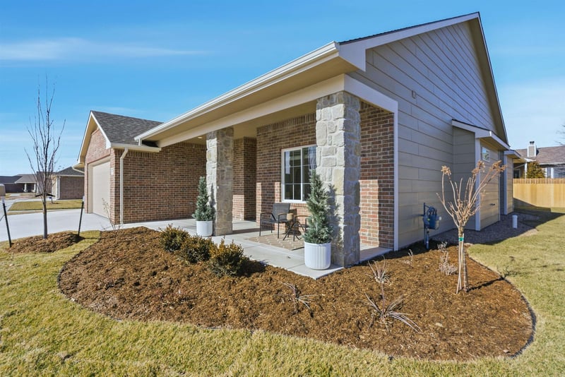854 Thornton St, Wichita, KS 67235