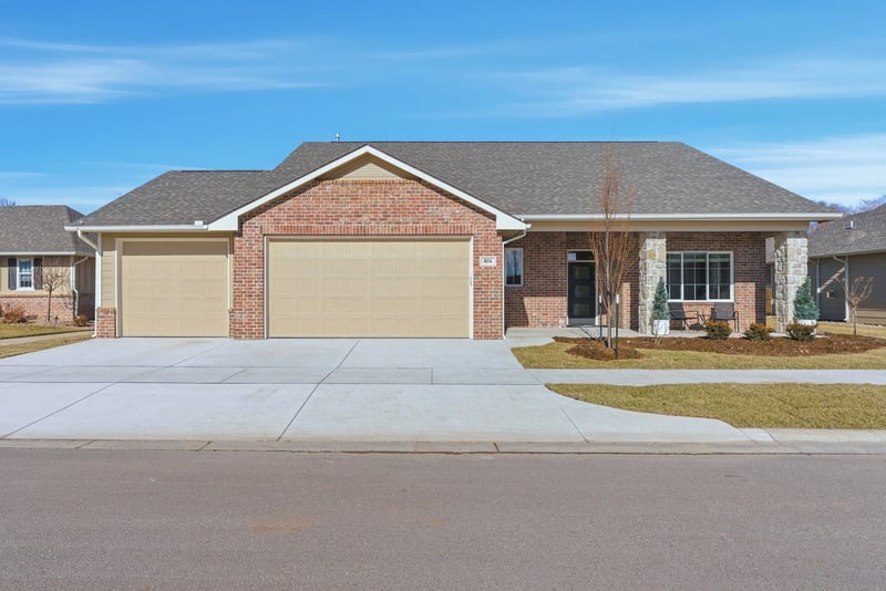 854 Thornton St, Wichita, KS 67235