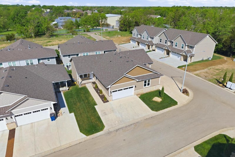 331 127th St E Unit 401, Wichita, KS 67206