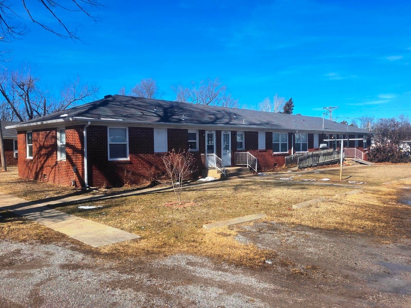 429 SE 11th #421 SE 11th, 425 SE 11th, Newton, KS 67114