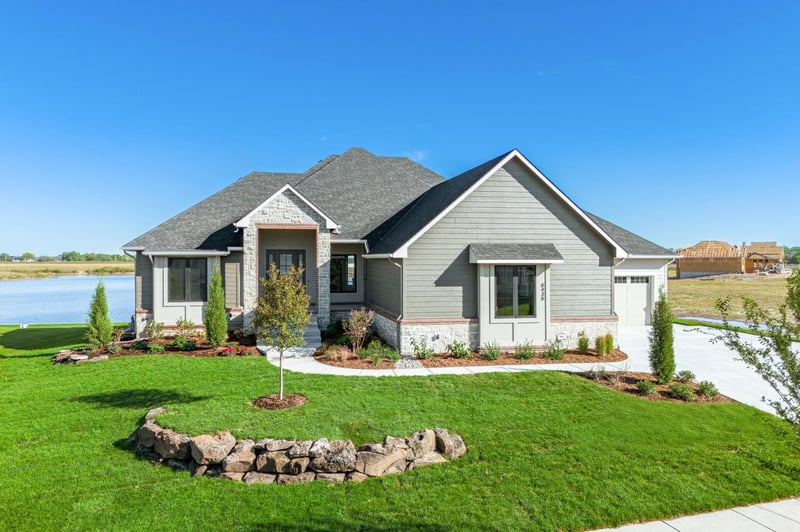 8438 Mossy Stone, Maize, KS 67101