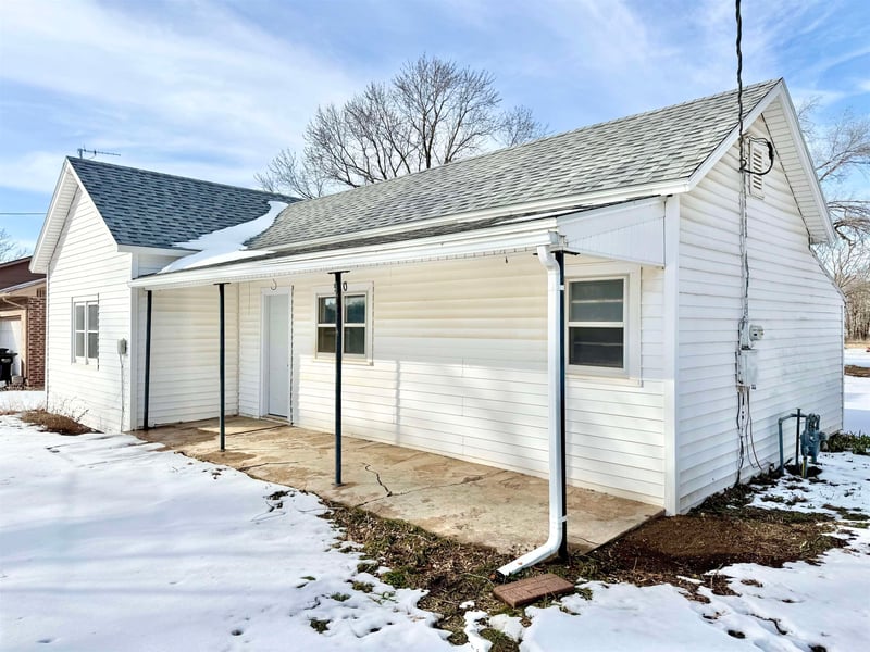 510 W Burns Ave, Norwich, KS 67118