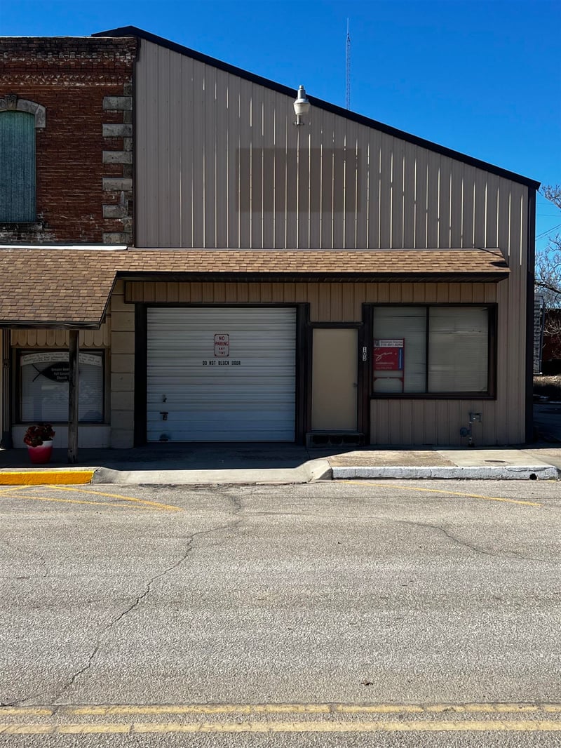 103 Main St, Leon, KS 67074