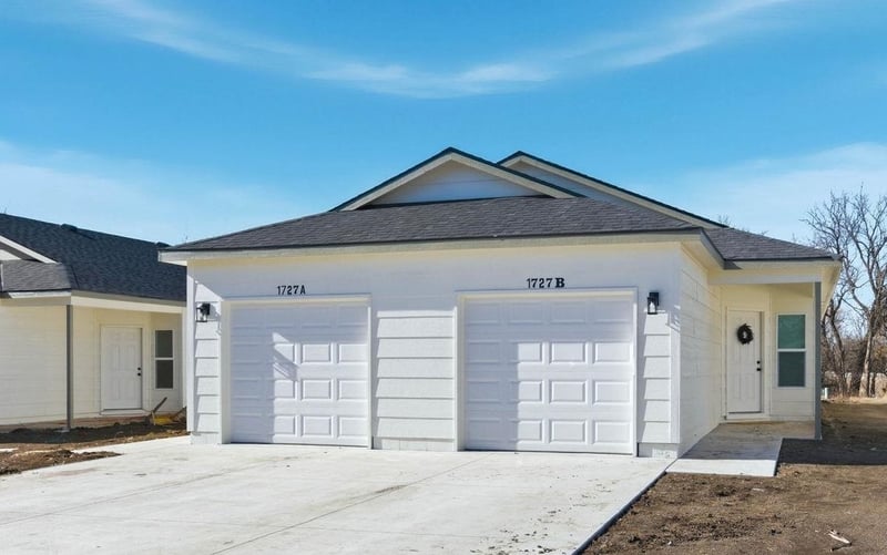 1725 Main St, Rose Hill, KS 67133