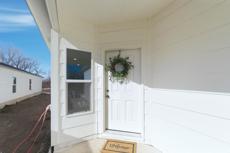 1727 Main St, Rose Hill, KS 67133
