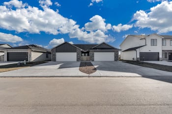 3749 W Longleaf St, Wichita, KS 67205