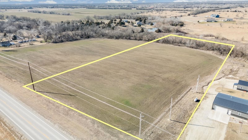 Butler Rd, Benton, KS 67017