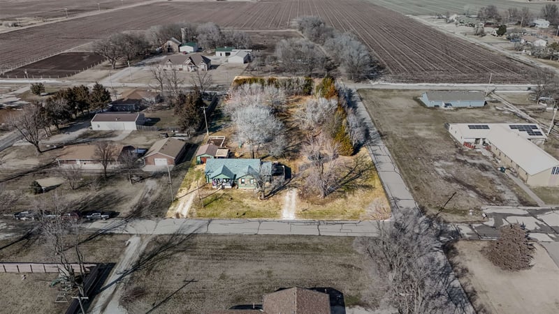 505 W Maple St, Oxford, KS 67119