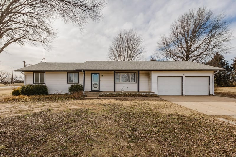 30320 W 61st, Mount Hope, KS 67108