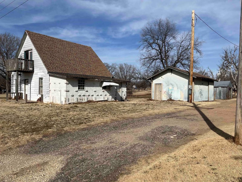 104 Central , Zenda, KS 67159
