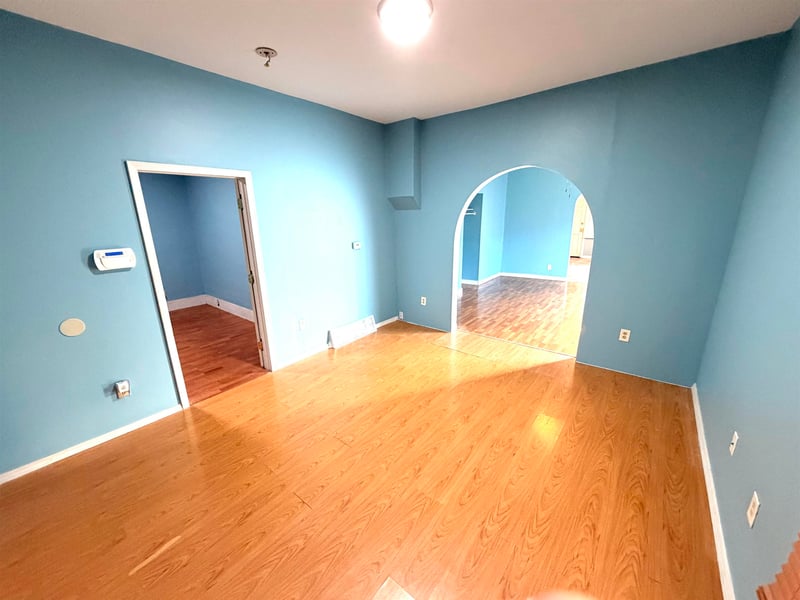 1534 Main St, Wichita, KS 67213
