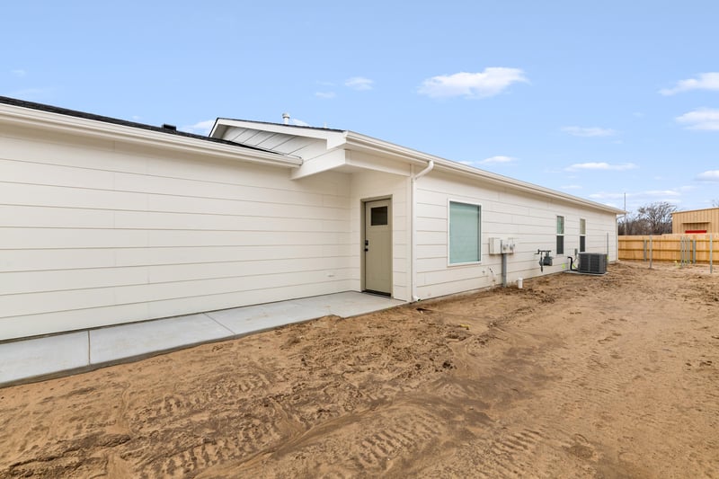 2459 Macarthur Ct, Wichita, KS 67217