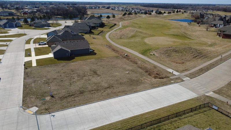1701 Casey , Newton, KS 67114