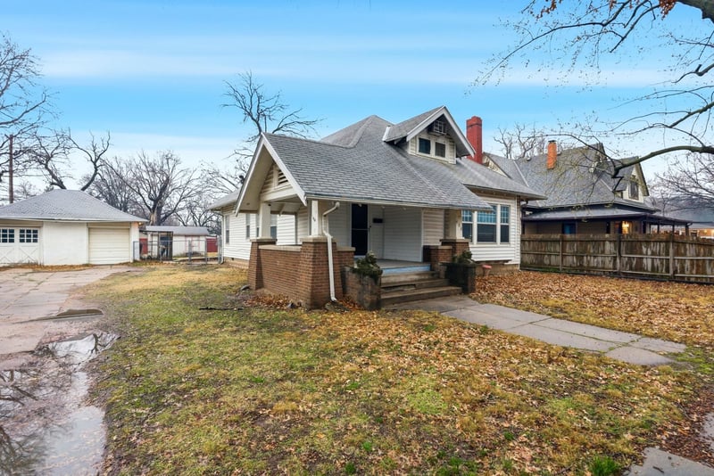 408 Emery St, Mulvane, KS 67110