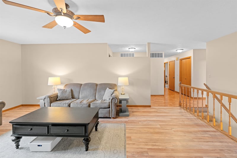 502 S Cherry St, Lindsborg, KS 67456