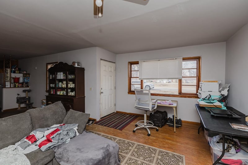 310 N High, Argonia, KS 67004