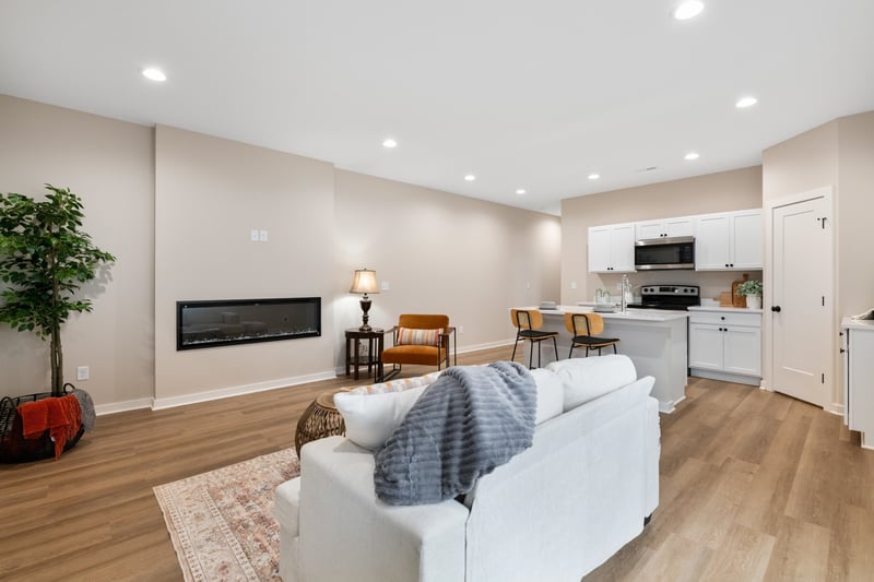 2457 Macarthur Ct, Wichita, KS 67217