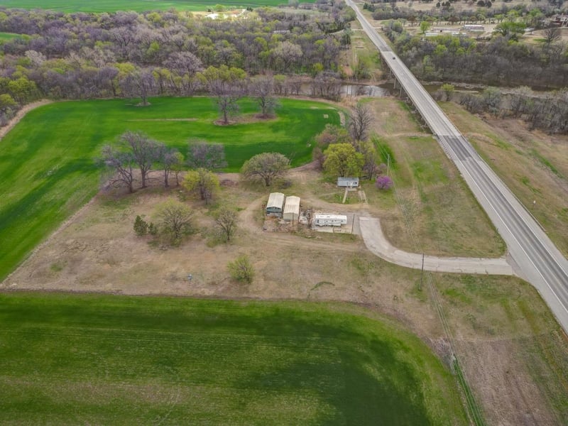8504 Us Highway 166, Arkansas City, KS 67005