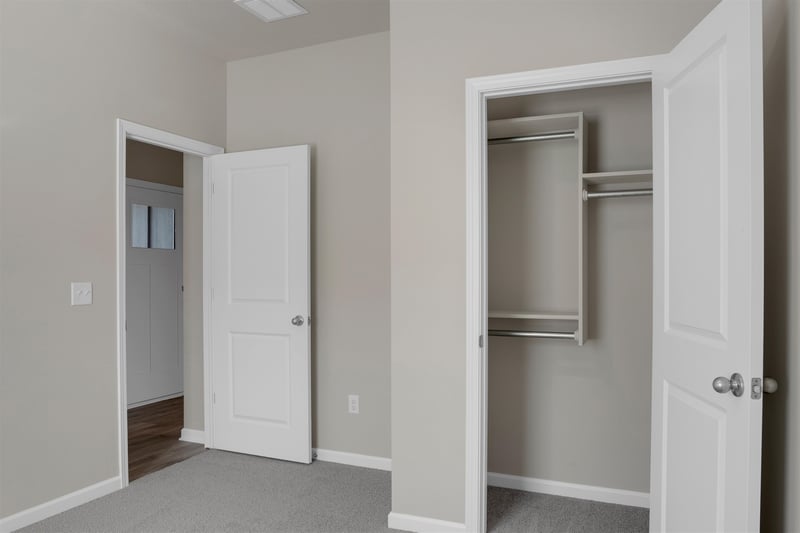 3136 E Highridge St, Park City, KS 67219