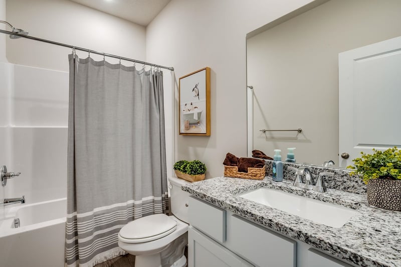 3022 E Highridge St, Park City, KS 67147