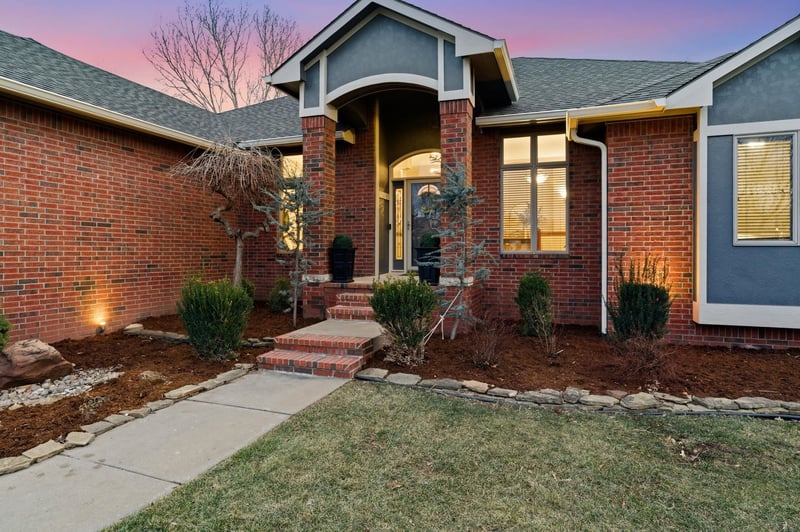 8503 W Meadow Pk, Wichita, KS 67205