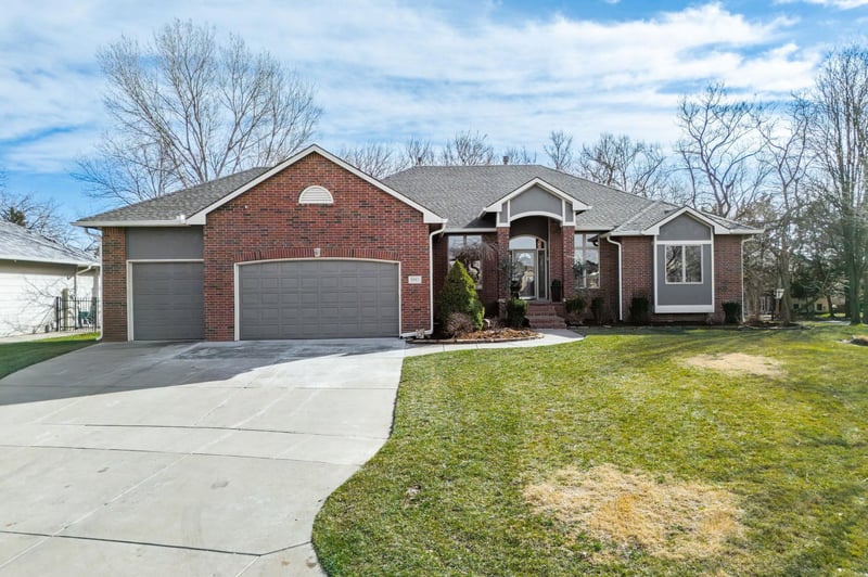 8503 W Meadow Pk, Wichita, KS 67205