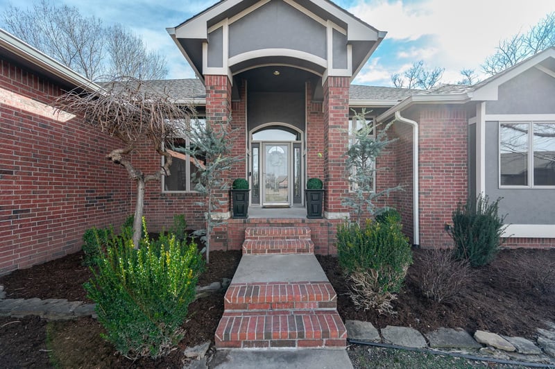 8503 W Meadow Pk, Wichita, KS 67205