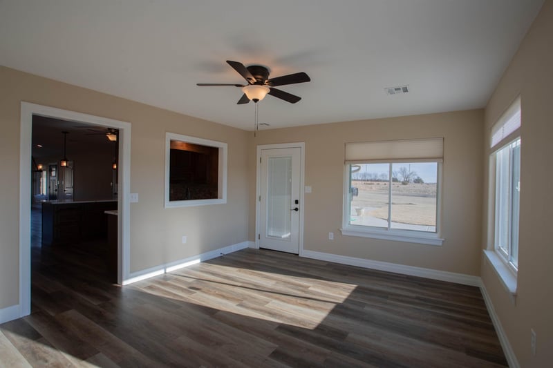 13181 75th Rd, Winfield, KS 67156