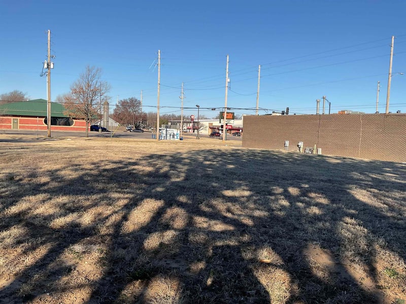 642 Sheridan St, Wichita, KS 67203